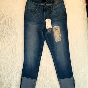 Women's crop skinny jeans size 6